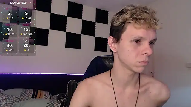 bryamado69 online show from October 7, 12:46 pm