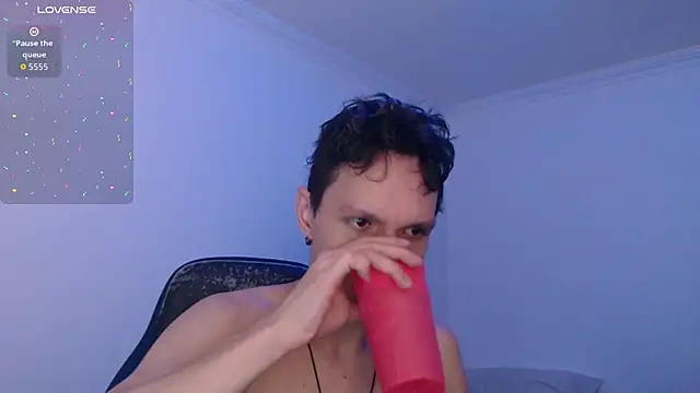 bryamado69 online show from December 15, 6:12 pm