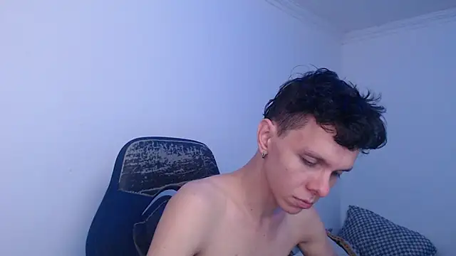 bryamado69 online show from June 14, 7:54 am