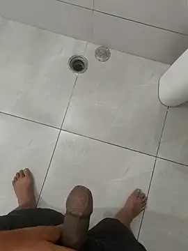 Snapshot of Gururonny07 chatting on November 4, 12:32 am Gururonny07 online show from November 4, 12:32 am