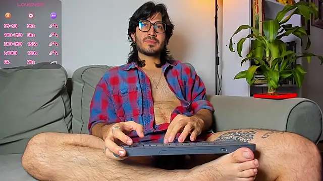 Snapshot of Ackerman_Eren_ chatting on November 23, 12:54 am Ackerman Eren online show from November 23, 12:54 am