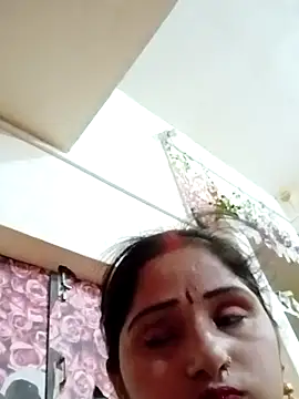 Snapshot of annaya_sweet chatting on May 17, 7:28 am annaya sweet online show from May 17, 7:28 am