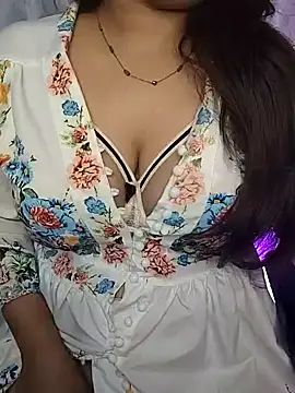 Cute-Ayesha online show from January 25, 8:00 am