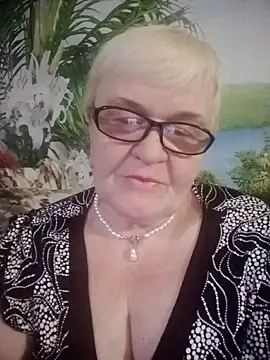 Snapshot of VioletSweet566 chatting on February 19, 3:16 pm VioletSweet566 online show from February 19, 3:16 pm