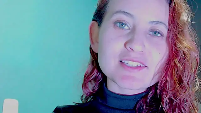zoe jones3 online show from December 27, 11:42 pm