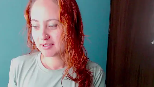 zoe jones3 online show from January 28, 2:21 pm