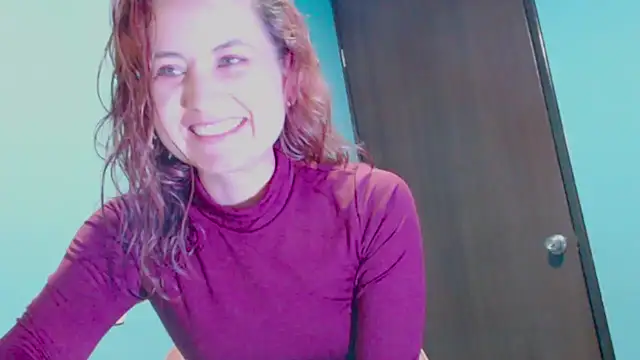 zoe jones3 online show from February 11, 11:22 pm