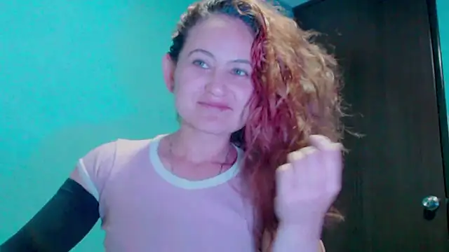 zoe jones3 online show from February 13, 2:34 am