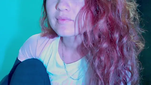 zoe jones3 online show from February 19, 1:40 am