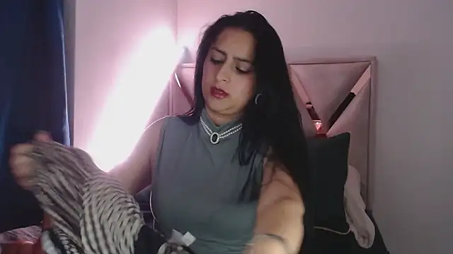 Andrea Sexx  online show from December 3, 4:14 am