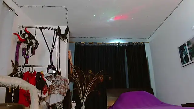 georgina ms online show from December 15, 9:52 pm