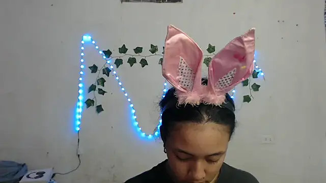 Snapshot of ley_blus10 chatting on January 7, 4:29 am ley blus10 online show from January 7, 4:29 am