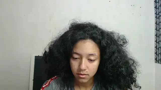 Snapshot of ley_blus10 chatting on January 22, 12:38 pm ley blus10 online show from January 22, 12:38 pm