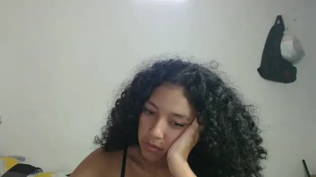 Snapshot of ley_blus10 chatting on February 24, 4:36 pm ley blus10 online show from February 24, 4:36 pm