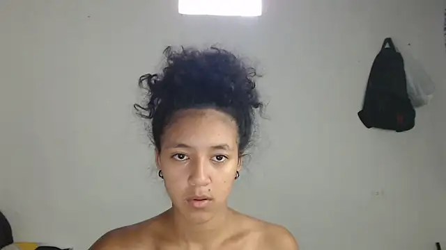 Snapshot of ley_blus10 chatting on March 8, 12:41 pm ley blus10 online show from March 8, 12:41 pm