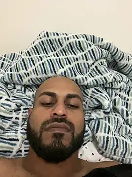 islandvybee55 online show from January 19, 7:04 am