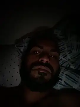 islandvybee55 online show from February 10, 9:14 am