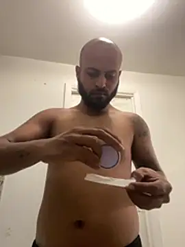 islandvybee55 online show from March 13, 8:54 am