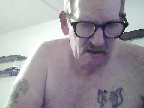 BALLZZZ111 online show from December 17, 9:15 am