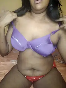 Snapshot of Nethmi156 chatting on January 17, 12:04 am Nethmi156 online show from January 17, 12:04 am