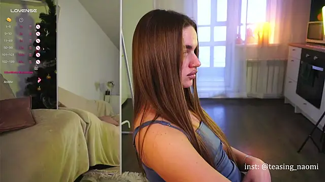 aesthetics  tease online show from January 5, 5:30 am