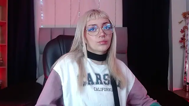 LessBoobs gh online show from March 3, 11:44 am