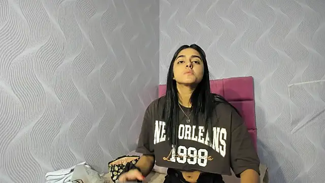 natalia aguirre1 online show from January 4, 12:27 pm