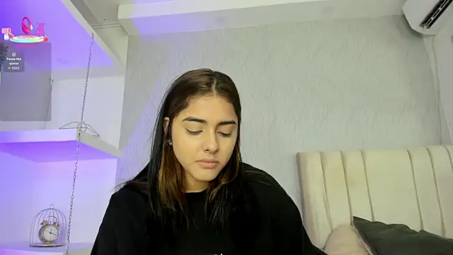 natalia aguirre1 online show from January 15, 12:10 pm