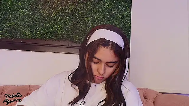 natalia aguirre1 online show from March 19, 12:09 pm