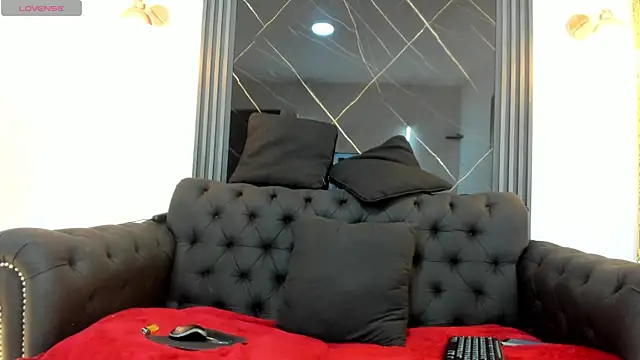 Snapshot of VickyJohnson1 chatting on July 19, 8:45 pm VickyJohnson1 online show from July 19, 8:45 pm