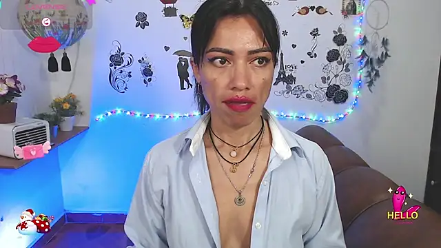 Snapshot of FernandaEloisa chatting on January 9, 4:39 pm FernandaEloisa online show from January 9, 4:39 pm