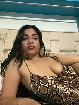 mysteriousgirl20 online show from March 13, 10:05 pm