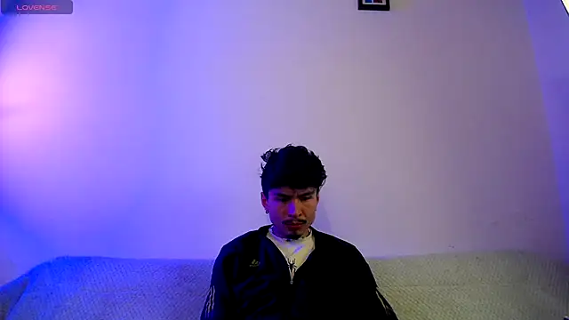 lauytiago online show from September 23, 1:25 pm