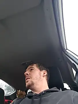 Titanhoott online show from December 31, 8:37 am