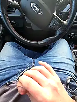 Titanhoott online show from January 11, 11:12 am