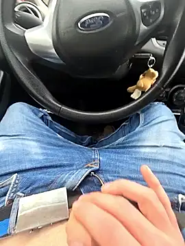 Titanhoott online show from December 3, 12:03 pm