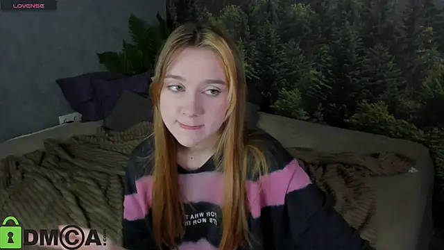 Lesi Moonie01 online show from November 4, 7:07 am