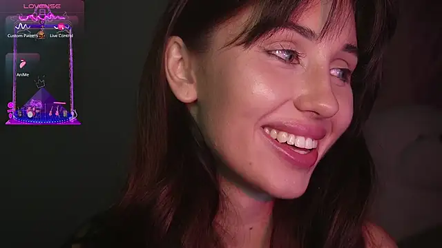 Snapshot of L1TWW chatting on October 23, 2:27 pm L1TWW online show from October 23, 2:27 pm