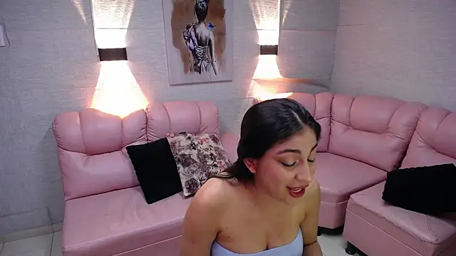 Alaya cute online show from November 8, 12:00 am