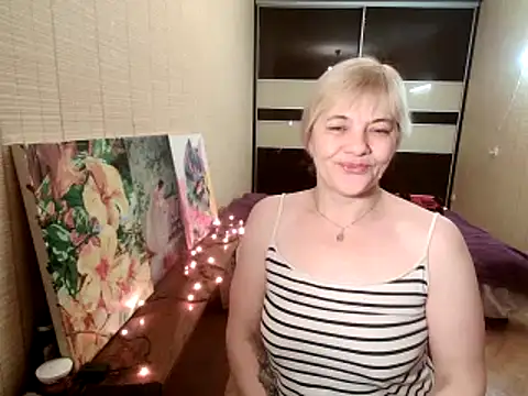 Lia Laguna77 online show from February 15, 7:28 pm