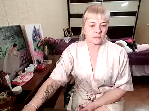 Lia Laguna77 online show from October 4, 12:47 pm