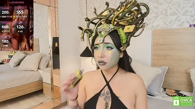 Megansttein  online show from October 30, 9:04 pm