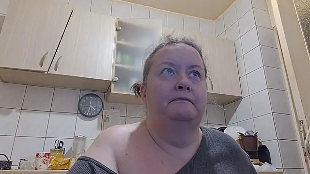 melissaBlessing online show from December 15, 2:27 am