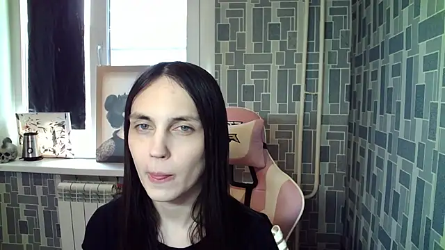 Snapshot of BlackHe4rts_ chatting on September 29, 9:47 am BlackHe4rts online show from September 29, 9:47 am