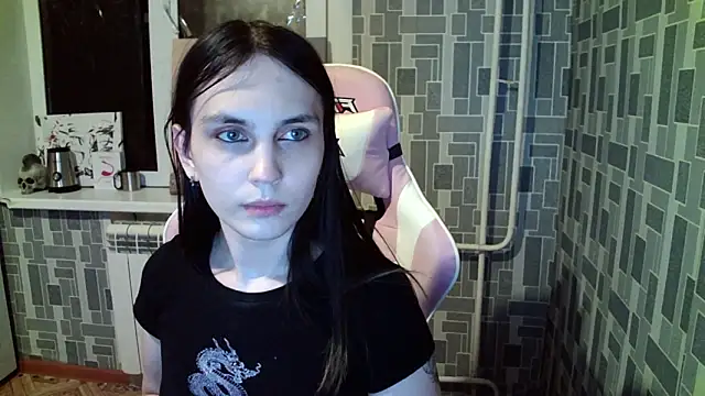 Snapshot of BlackHe4rts_ chatting on October 17, 6:54 pm BlackHe4rts online show from October 17, 6:54 pm