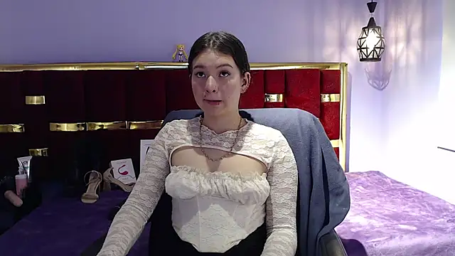 lilimini032 online show from December 15, 8:13 pm