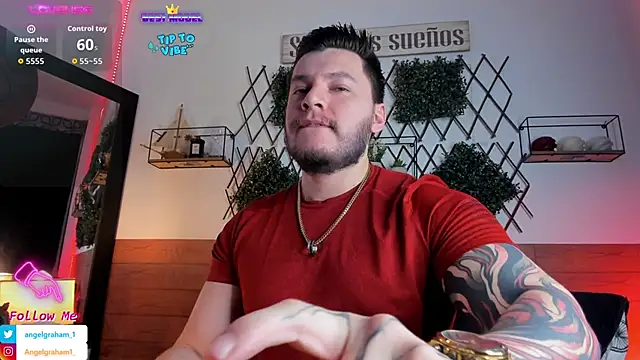 Snapshot of Angelgraham_1 chatting on October 30, 5:02 pm Angelgraham 1 online show from October 30, 5:02 pm