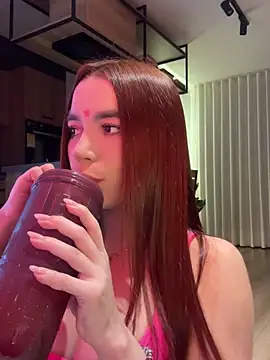 carolynnetrujillo online show from November 9, 4:22 am