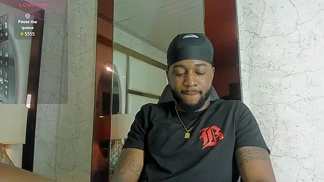 Drake Nassir4 online show from November 27, 2:19 pm