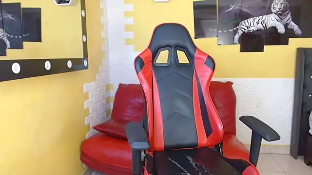 jose sexycumm online show from September 24, 8:23 pm